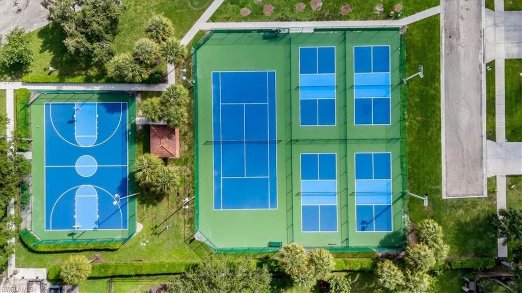 8315 Big Acorn CIR # 902, NAPLES FL 34119-28