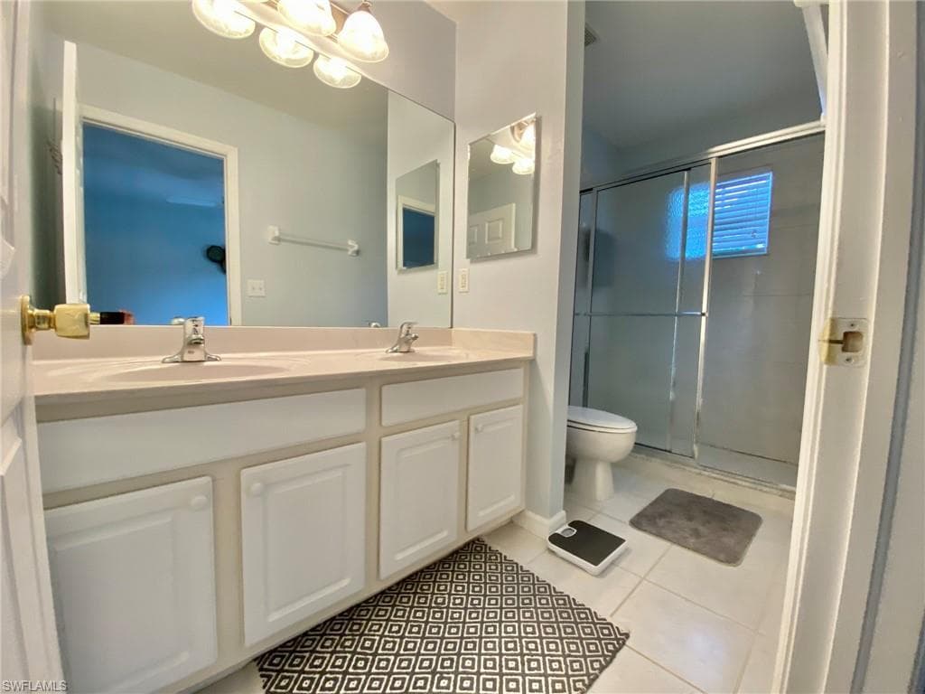 8151 Pacific Beach DR, FORT MYERS FL 33966-15