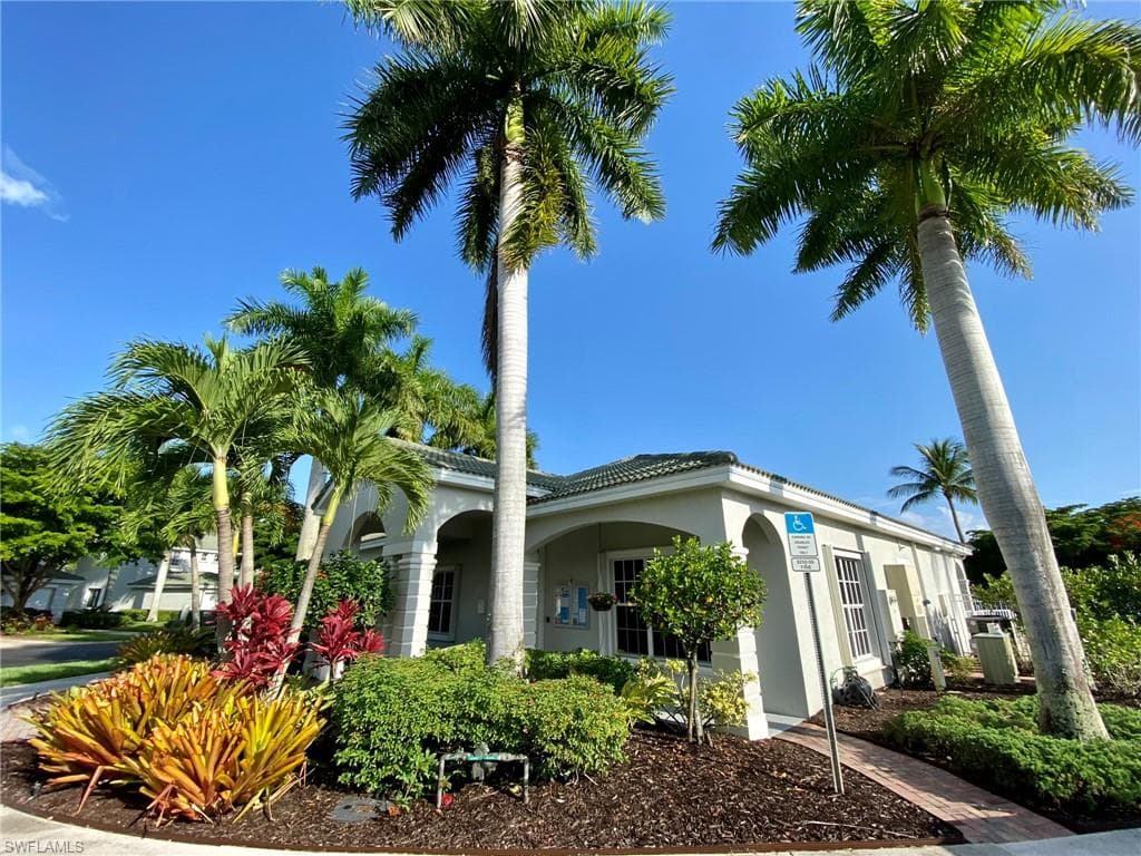 8151 Pacific Beach DR, FORT MYERS FL 33966-27