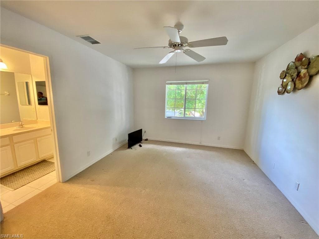 8151 Pacific Beach DR, FORT MYERS FL 33966-14