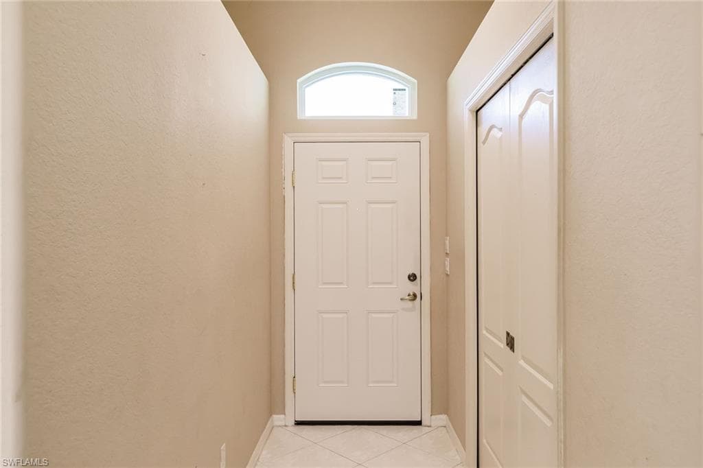 8440 Ibis Cove CIR # B260, NAPLES FL 34119-8