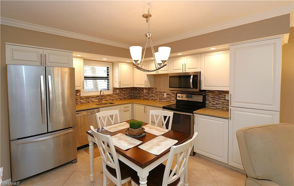 1015 Anglers CV # G203, MARCO ISLAND FL 34145-4