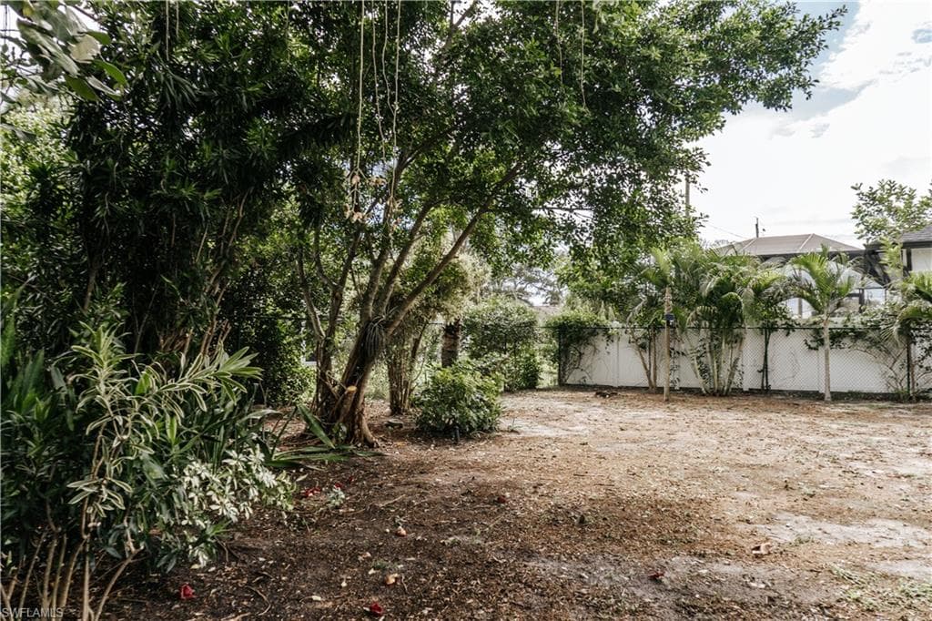 174 2nd ST, BONITA SPRINGS FL 34134-20