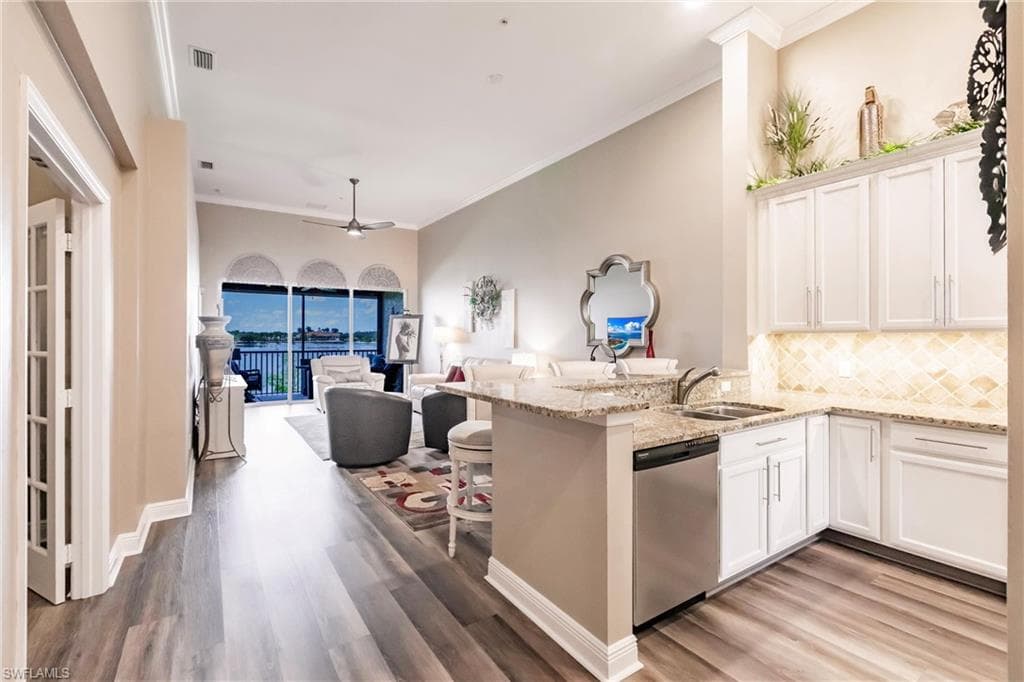 28418 Altessa WAY # 203, BONITA SPRINGS FL 34135-6