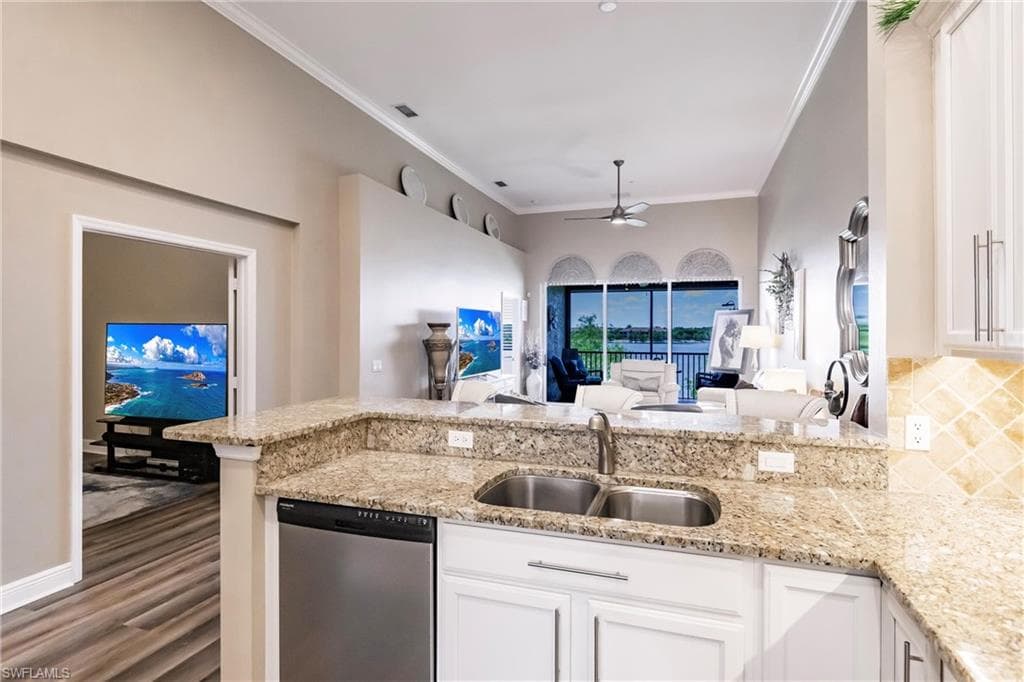 28418 Altessa WAY # 203, BONITA SPRINGS FL 34135-13