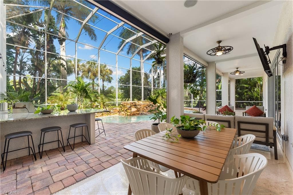 2384 Heritage Greens DR, NAPLES FL 34119-46