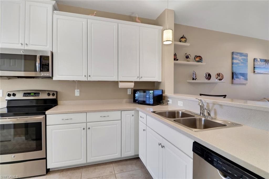 9941 Periwinkle Preserve LN # 104, FORT MYERS FL 33919-5