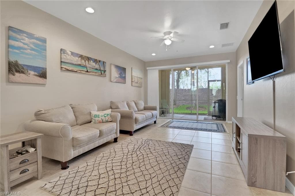 9941 Periwinkle Preserve LN # 104, FORT MYERS FL 33919-10