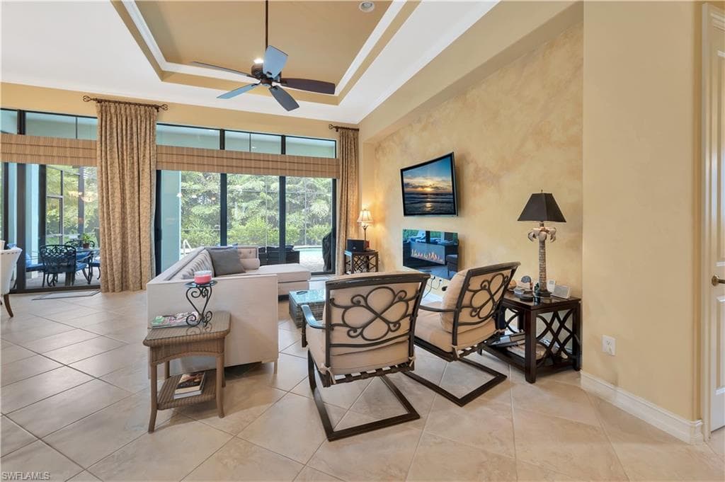 15903 Secoya Reserve CIR, NAPLES FL 34110-4