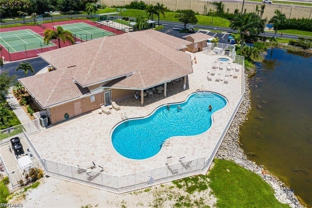 10744 Blue Bimini CIR, ESTERO FL 33928-31