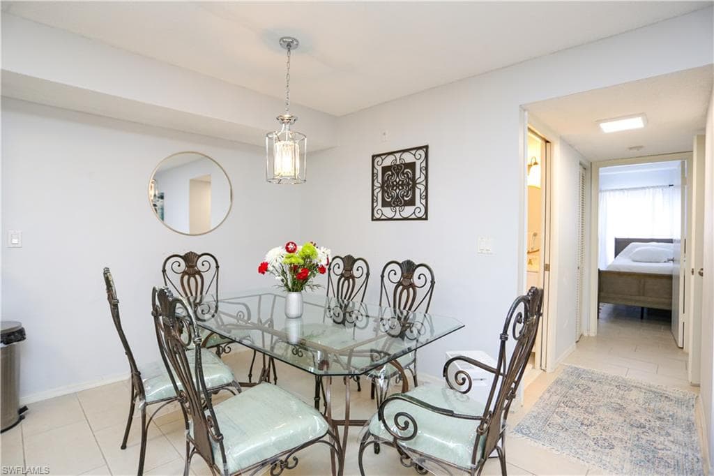 2214 Arbour Walk CIR # 2012, NAPLES FL 34109-9