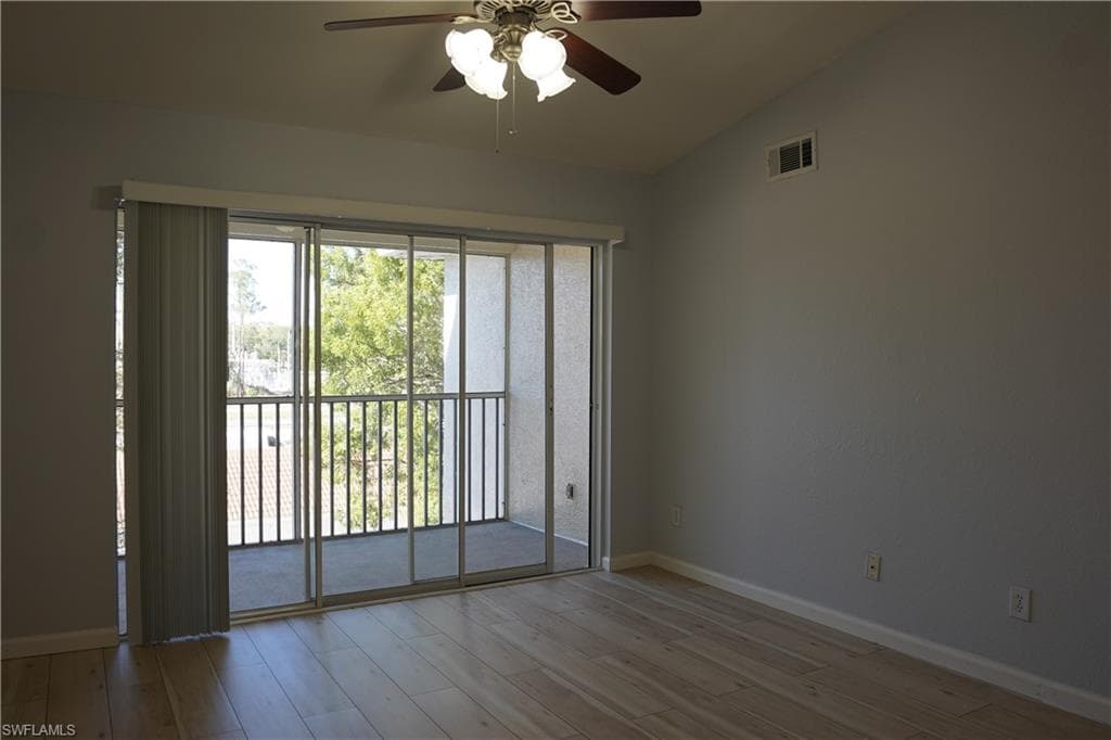 4720 Saint Croix LN # 136, NAPLES FL 34109-6