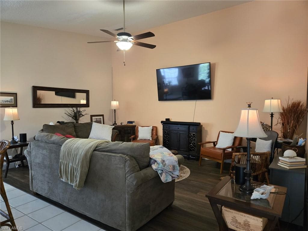 3560 El Verdado CT, NAPLES FL 34109-4