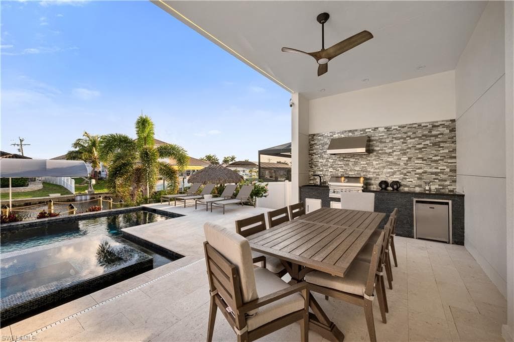 836 Miramar CT, CAPE CORAL FL 33904-26