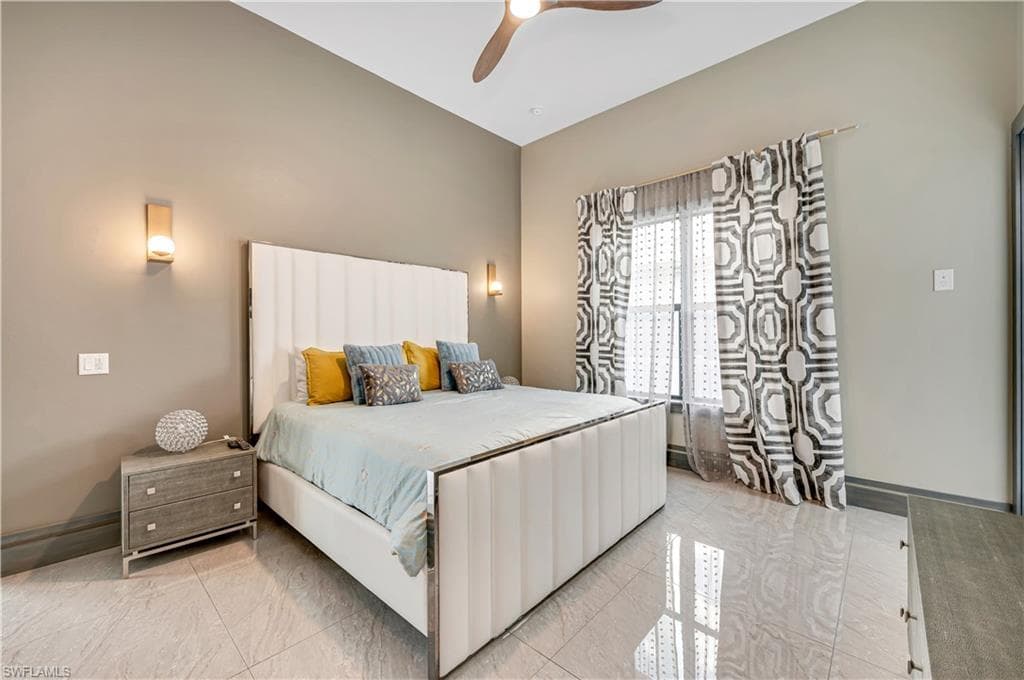836 Miramar CT, CAPE CORAL FL 33904-24