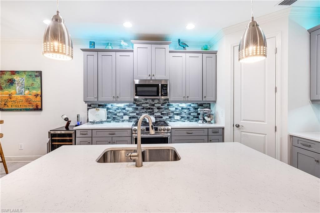 17773 Vaca CT, FORT MYERS FL 33908-10