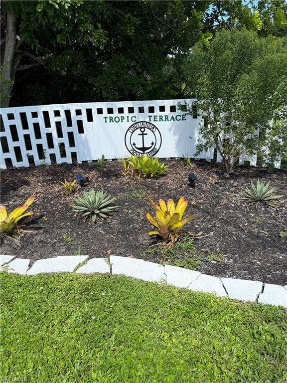 1010 Tropic TER, NORTH FORT MYERS FL 33903-24