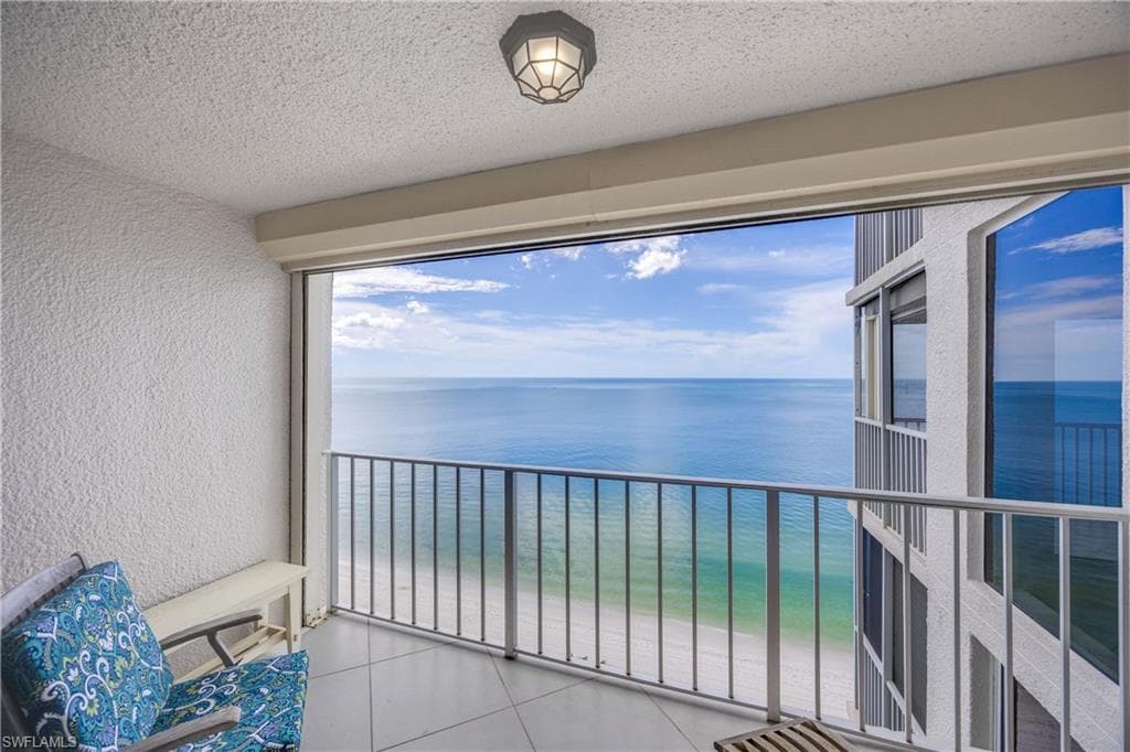 10691 Gulf Shore DR # 1201, NAPLES FL 34108-26