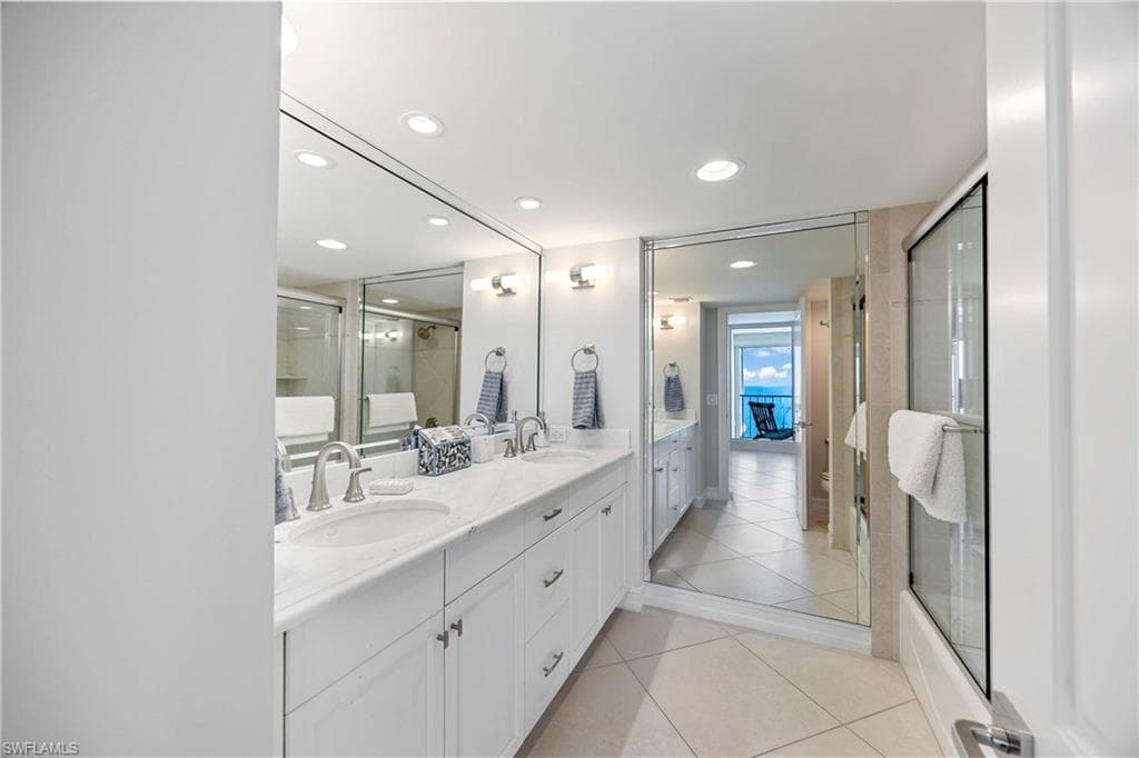 10691 Gulf Shore DR # 1201, NAPLES FL 34108-27