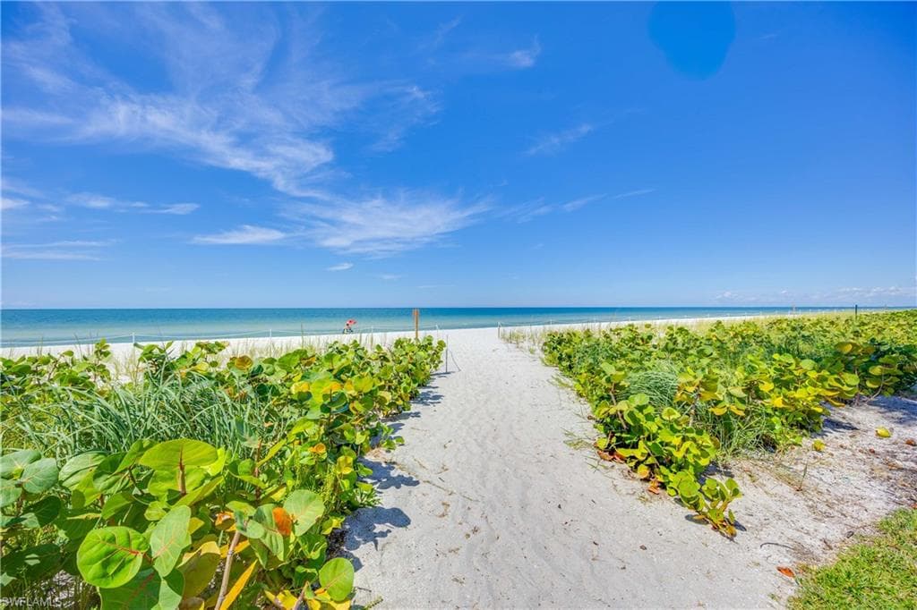 10691 Gulf Shore DR # 1201, NAPLES FL 34108-48