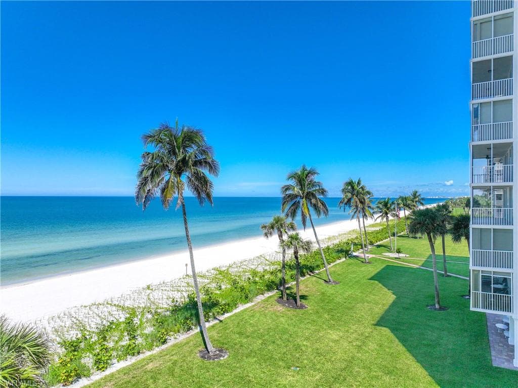 10691 Gulf Shore DR # 1201, NAPLES FL 34108-38