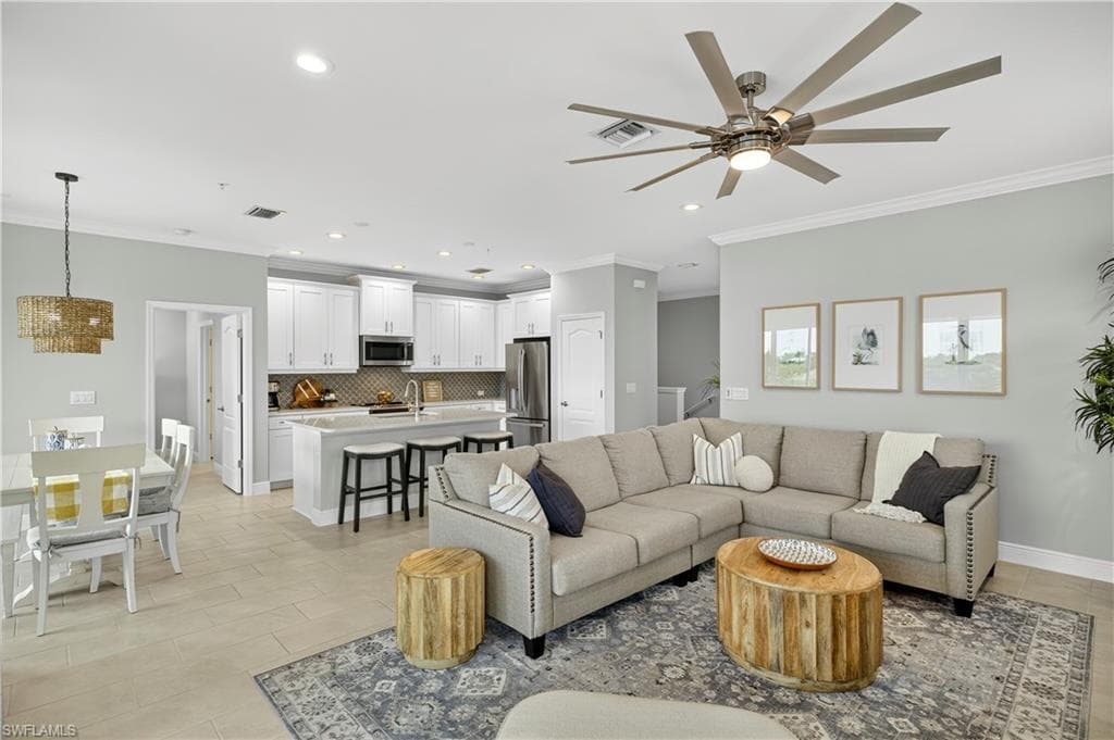 2319 Sawyers Hill RD # 705, NAPLES FL 34120-4