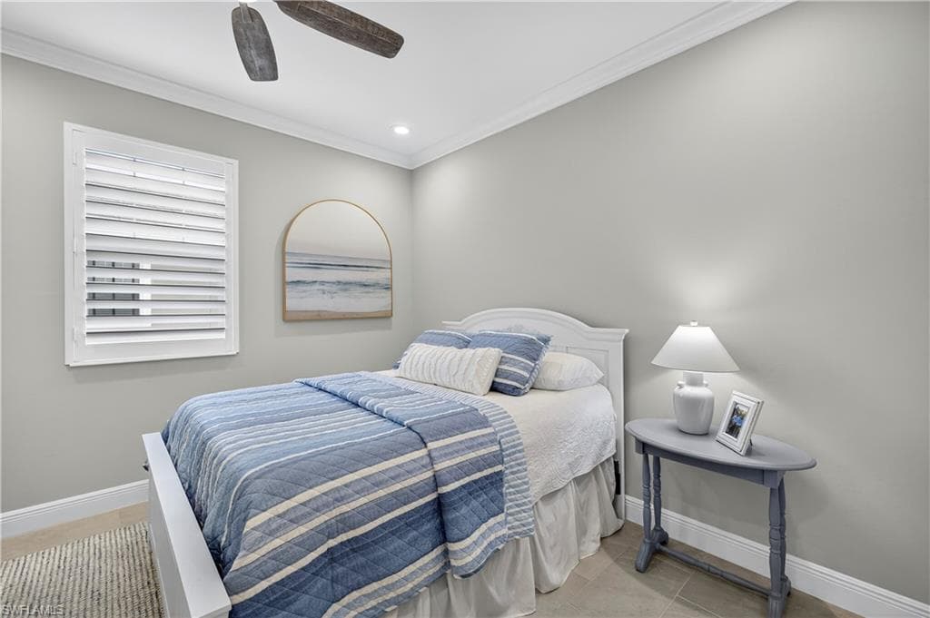 2319 Sawyers Hill RD # 705, NAPLES FL 34120-19