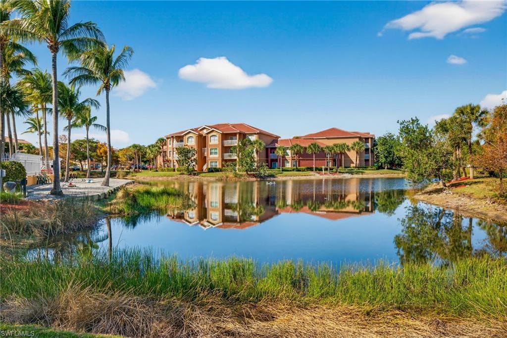 15585 Ocean Walk CIR # 215, FORT MYERS FL 33908-20