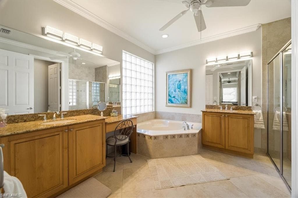 6670 Marbella LN, NAPLES FL 34105-13