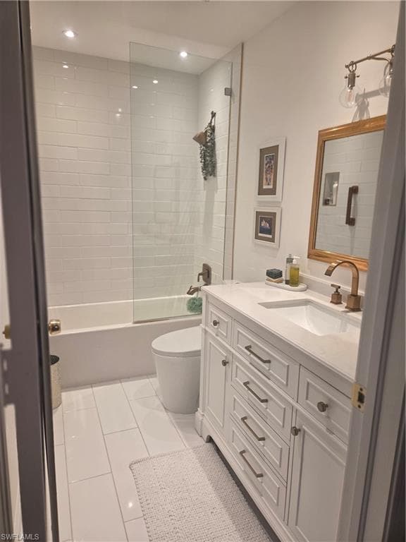3531 County Barn RD # C201, NAPLES FL 34112-15