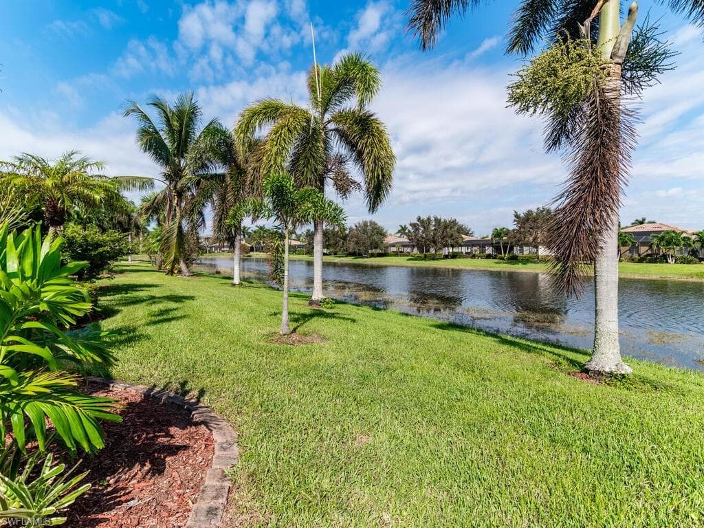 3817 Ruby WAY, NAPLES FL 34114-31