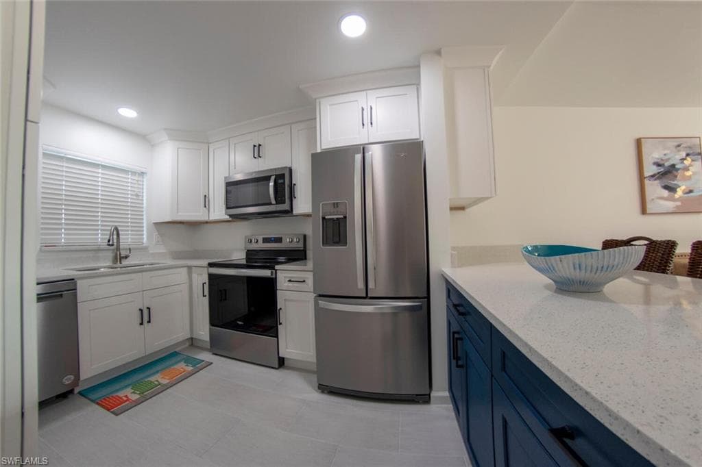 16007 Davis RD 613-2