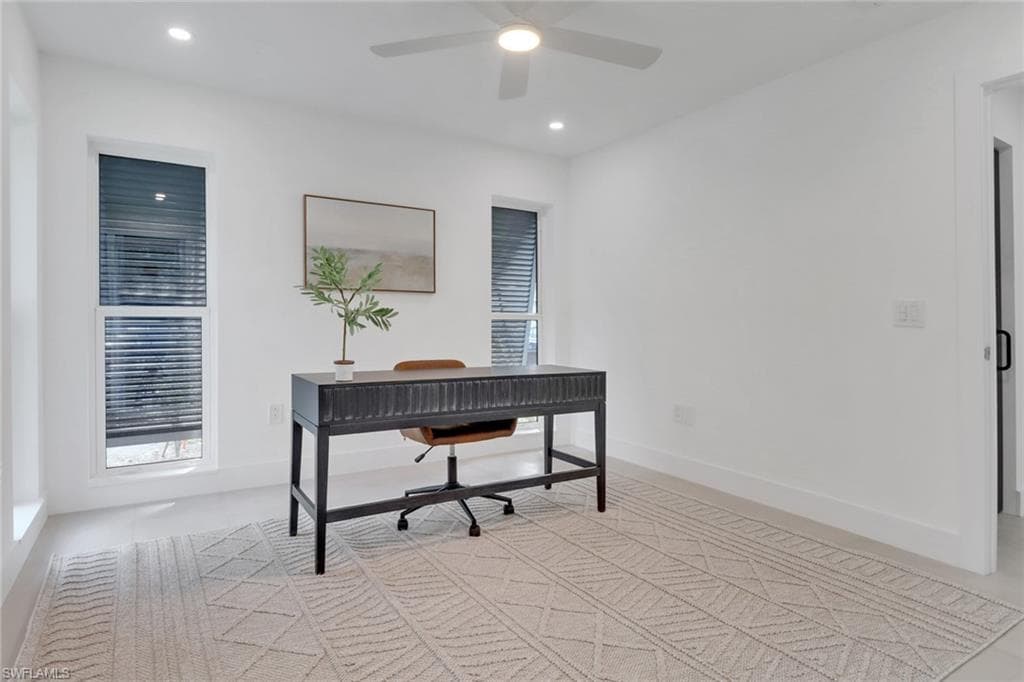 272 Yorkshire CT # 11, NAPLES FL 34112-16