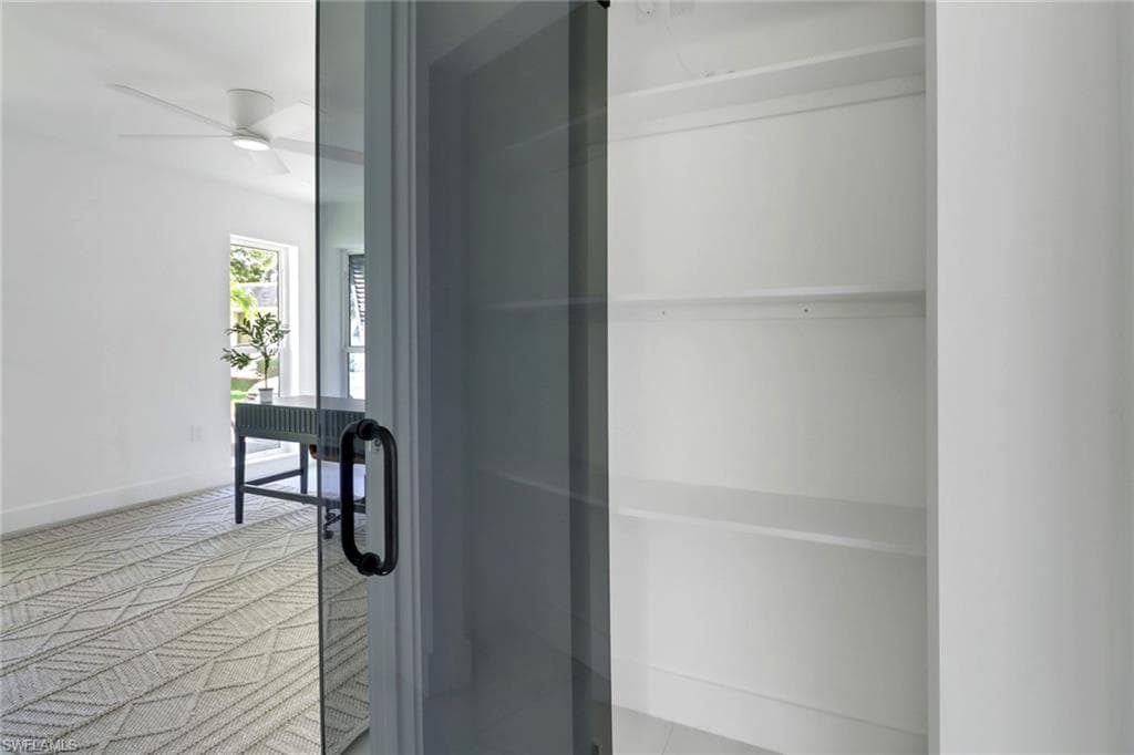 272 Yorkshire CT # 11, NAPLES FL 34112-27