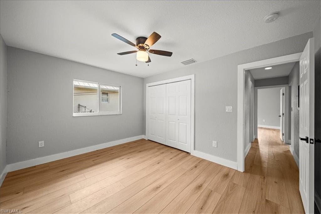 17042 Wayzata CT-16