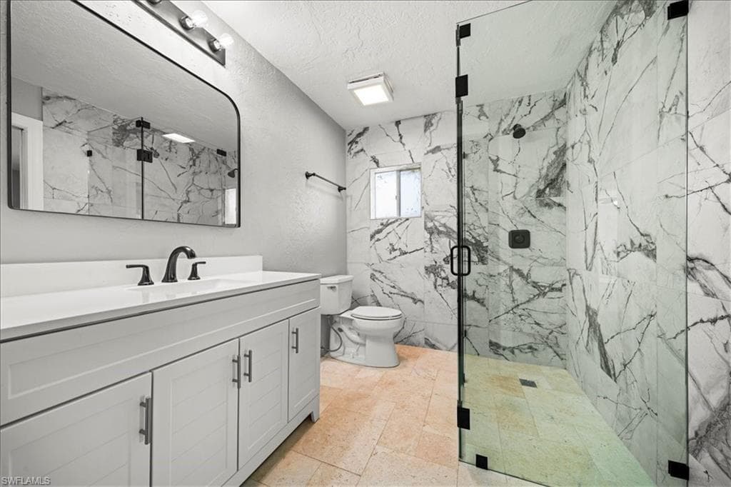 17042 Wayzata CT-24