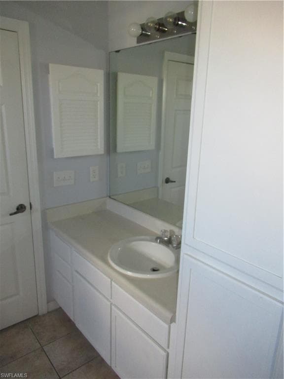 7965 Preserve CIR # 732, NAPLES FL 34119-16
