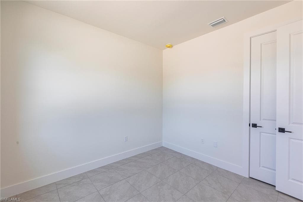 6141 Arbor AVE, FORT MYERS FL 33905-33