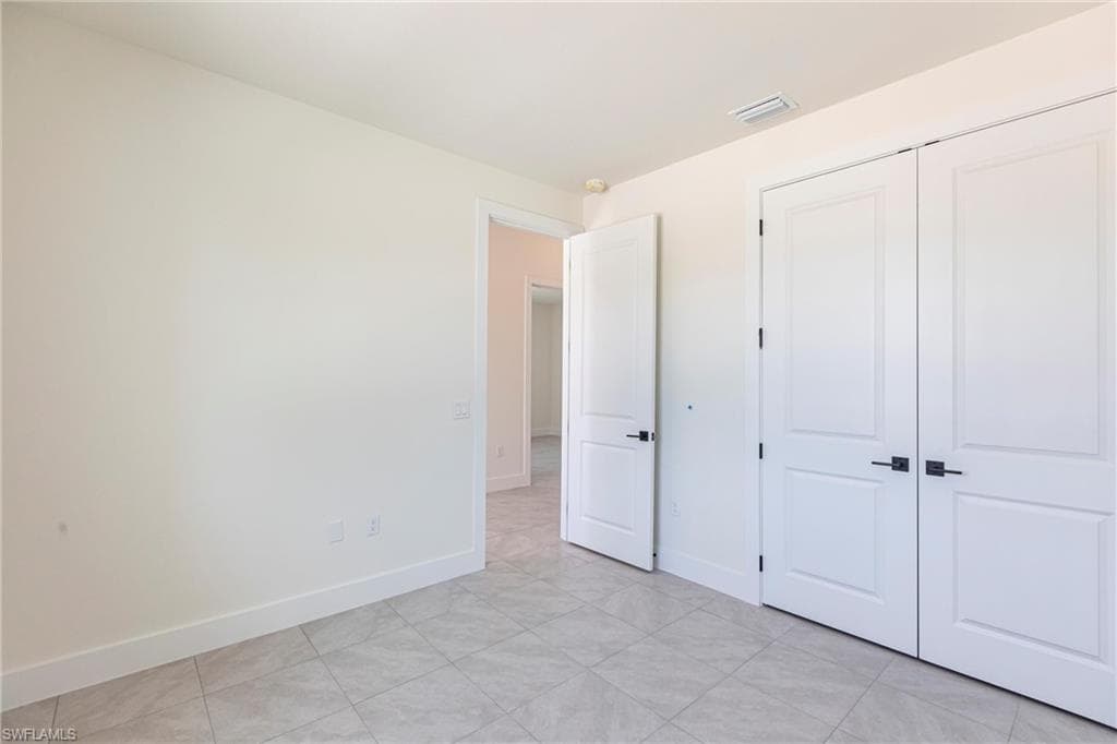 6141 Arbor AVE, FORT MYERS FL 33905-32