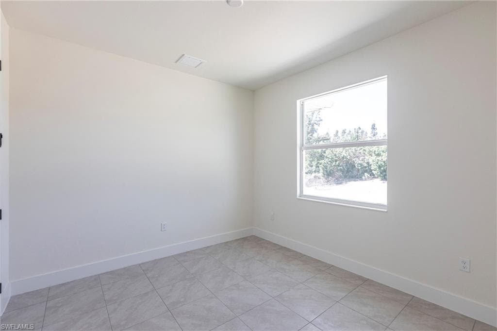 6141 Arbor AVE, FORT MYERS FL 33905-30