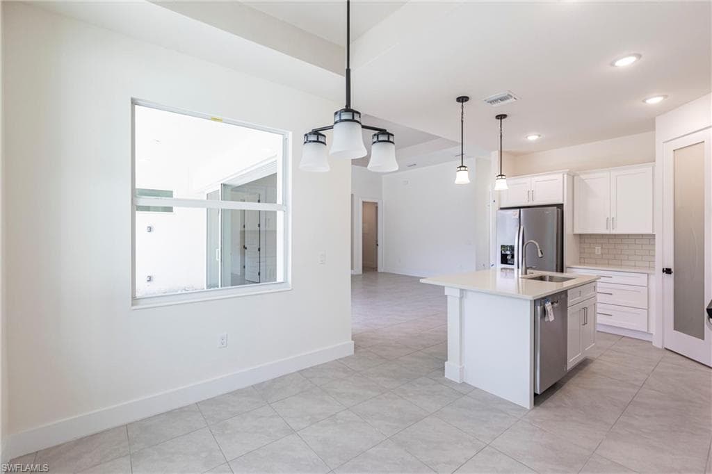 6141 Arbor AVE, FORT MYERS FL 33905-20