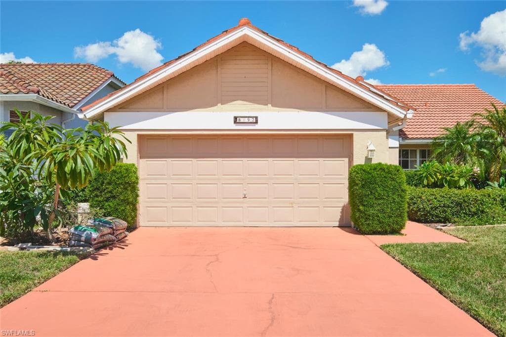 8192 Breton CIR, FORT MYERS FL 33912-1