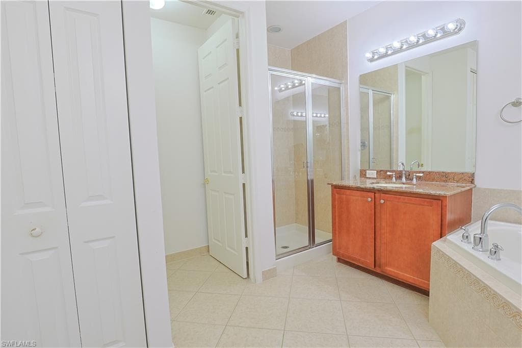 10391 Carolina Willow DR, FORT MYERS FL 33913-23