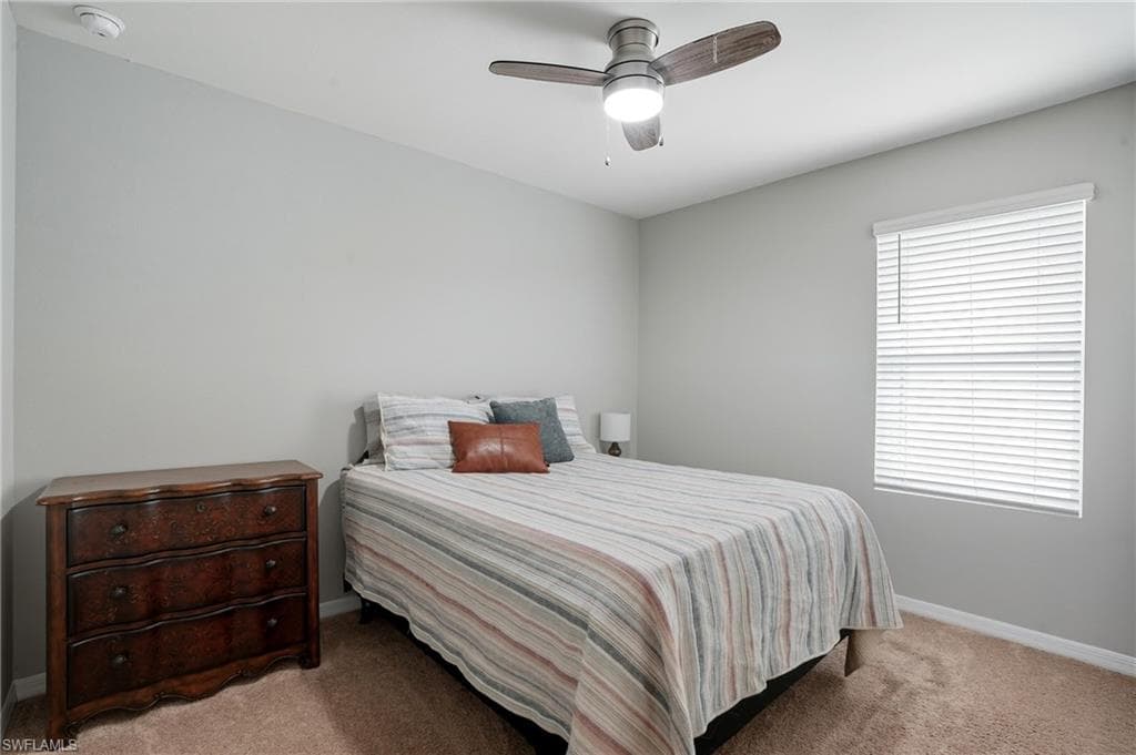 3164 Estancia LN, CAPE CORAL FL 33909-23