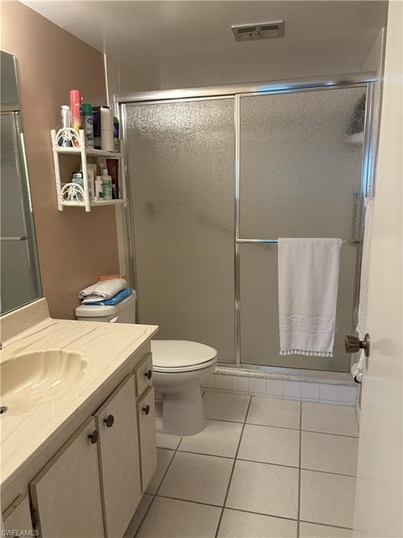 5419 Rattlesnake Hammock RD # F205, NAPLES FL 34113-2