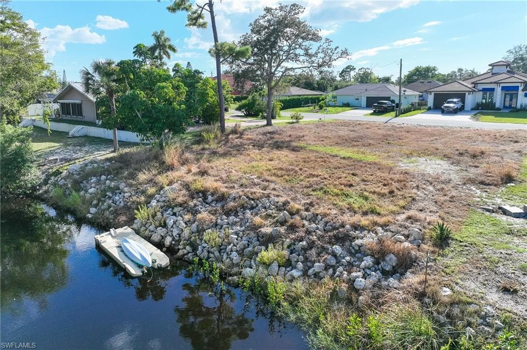 27298 Jolly Roger LN, BONITA SPRINGS FL 34109-4