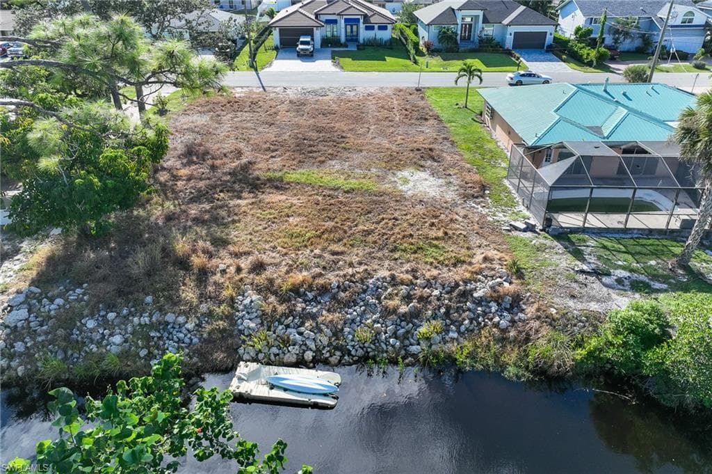 27298 Jolly Roger LN, BONITA SPRINGS FL 34109-3