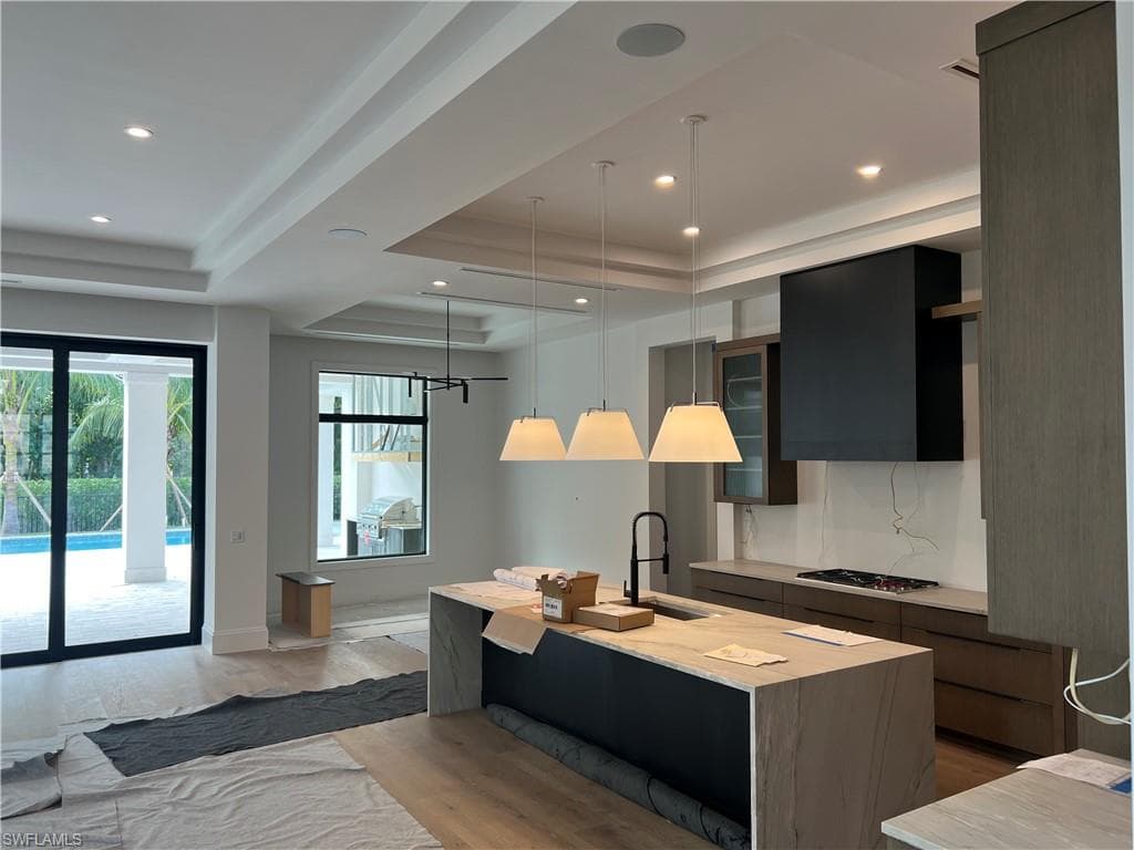 6642 Palisades AVE, NAPLES FL 34109-4