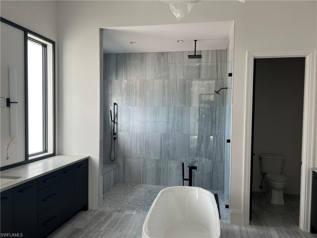 6642 Palisades AVE, NAPLES FL 34109-8