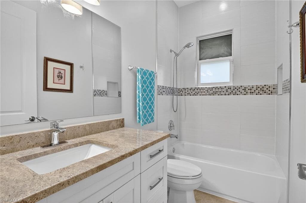 2769 Linda DR, NAPLES FL 34112-30